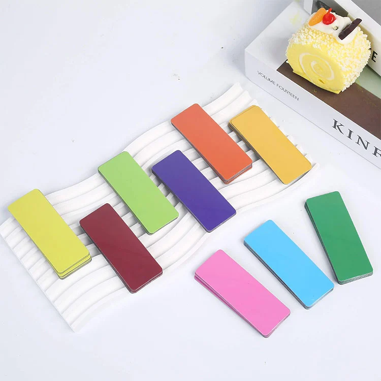 Aimant de réfrigérateur en métal avec lettres de l'alphabet